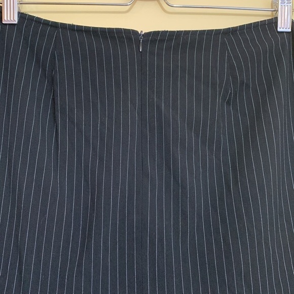 Briggs | Pin Strip Black White Pleated Ruffle Unlined Mini Skirt 8P - Picture 5 of 10